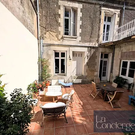 L'auberge Maillochon- 6 Personnes- 3 Chambres- Gare Poitiers