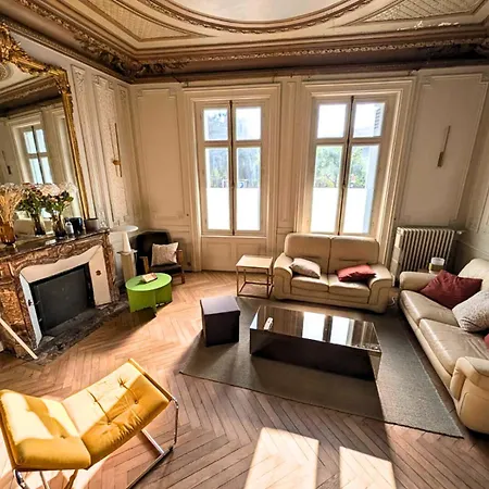 Holiday home L'auberge Maillochon- 6 Personnes- 3 Chambres- Gare Poitiers